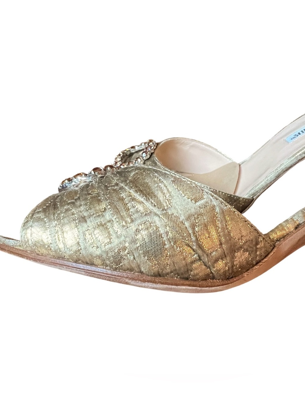 Manolo Blahnik Sedarby D'Orsay Heels - Picture 15 of 16